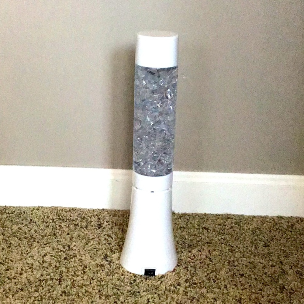 Color changing lava lamp